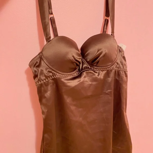 Lingerie - Picture 3 of 6